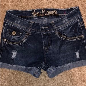 Wallflower shorts